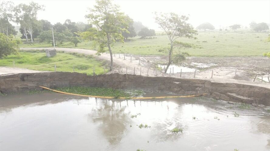 La emergencia se presenta en la vía que comunica a los municipios de Salamina y El Piñón. . Foto: Cortesía Alcaldía de Salamina