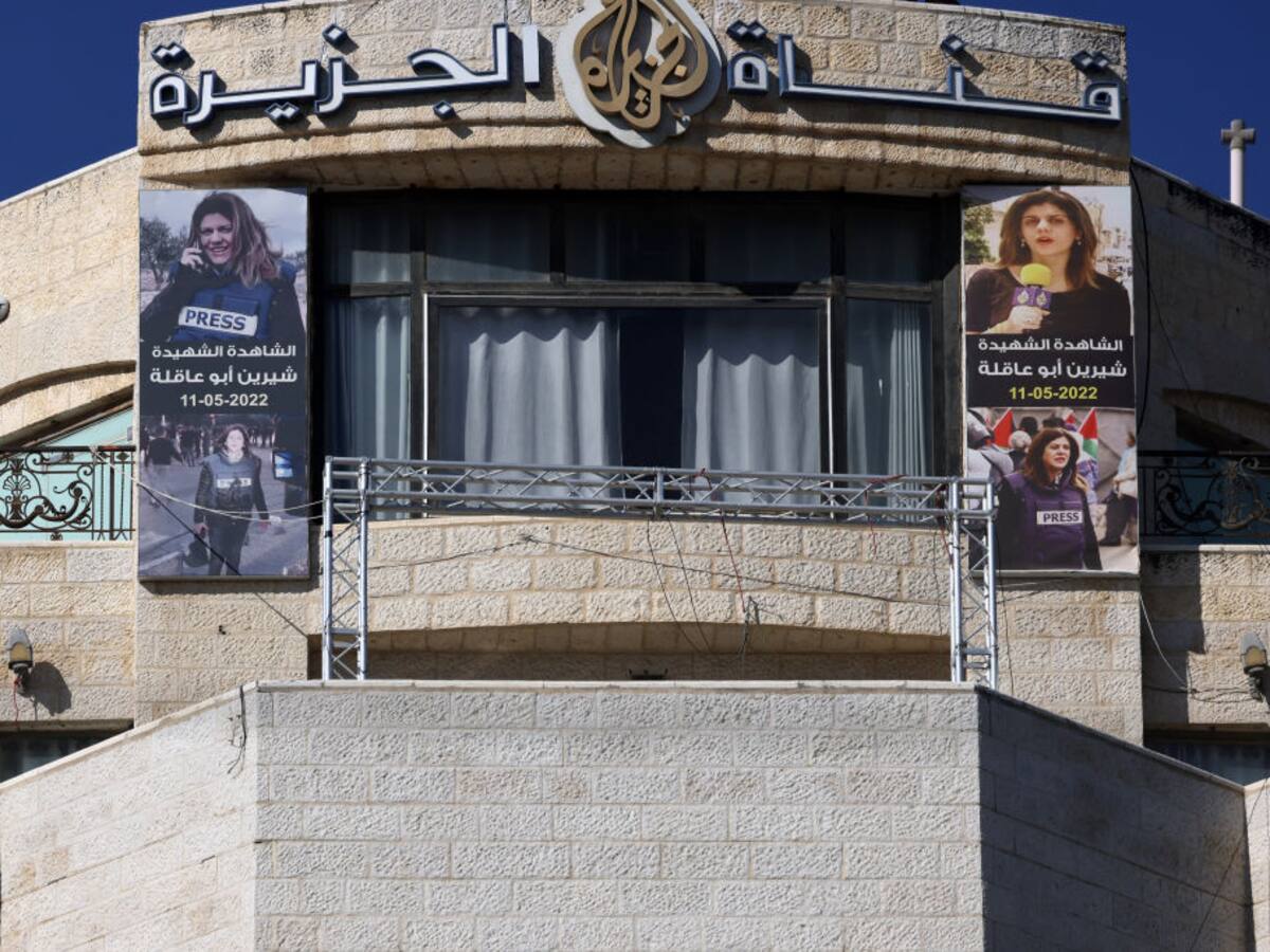 Cierre de la cadena Al Jazeera en Cisjordania divide a Palestina en plena lucha interna por Gaza