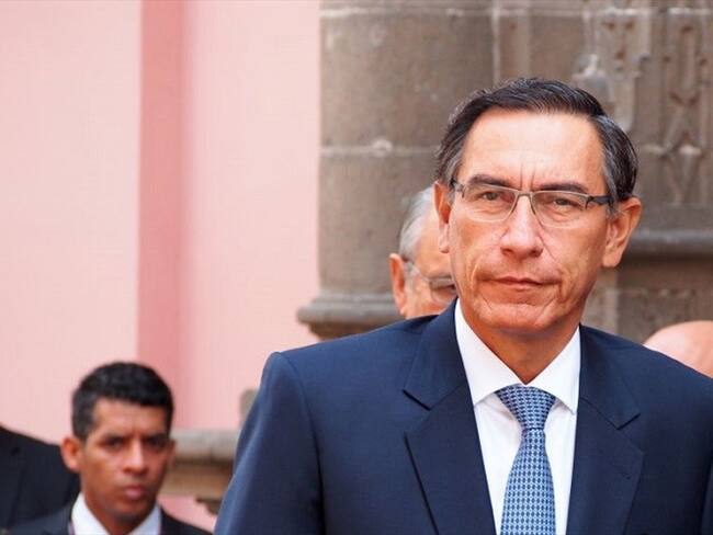 Por presuntos sobornos, Fiscalía abre investigación a presidente del Perú, Martín Vizcarra