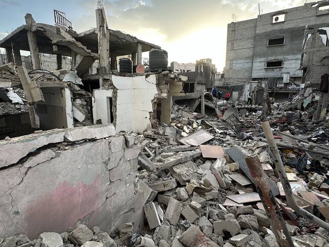 Ruinas en la Franja de Gaza tras nuevo ataque israelí. FOTO: Doaa Albaz/Anadolu /Getty Images