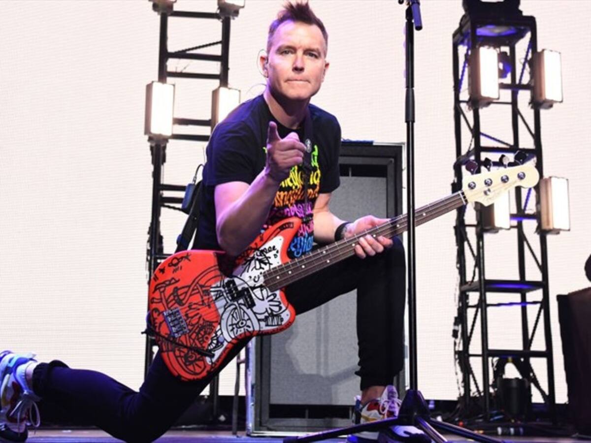 Vocalista de Blink-182 revela que fue diagnosticado con cáncer