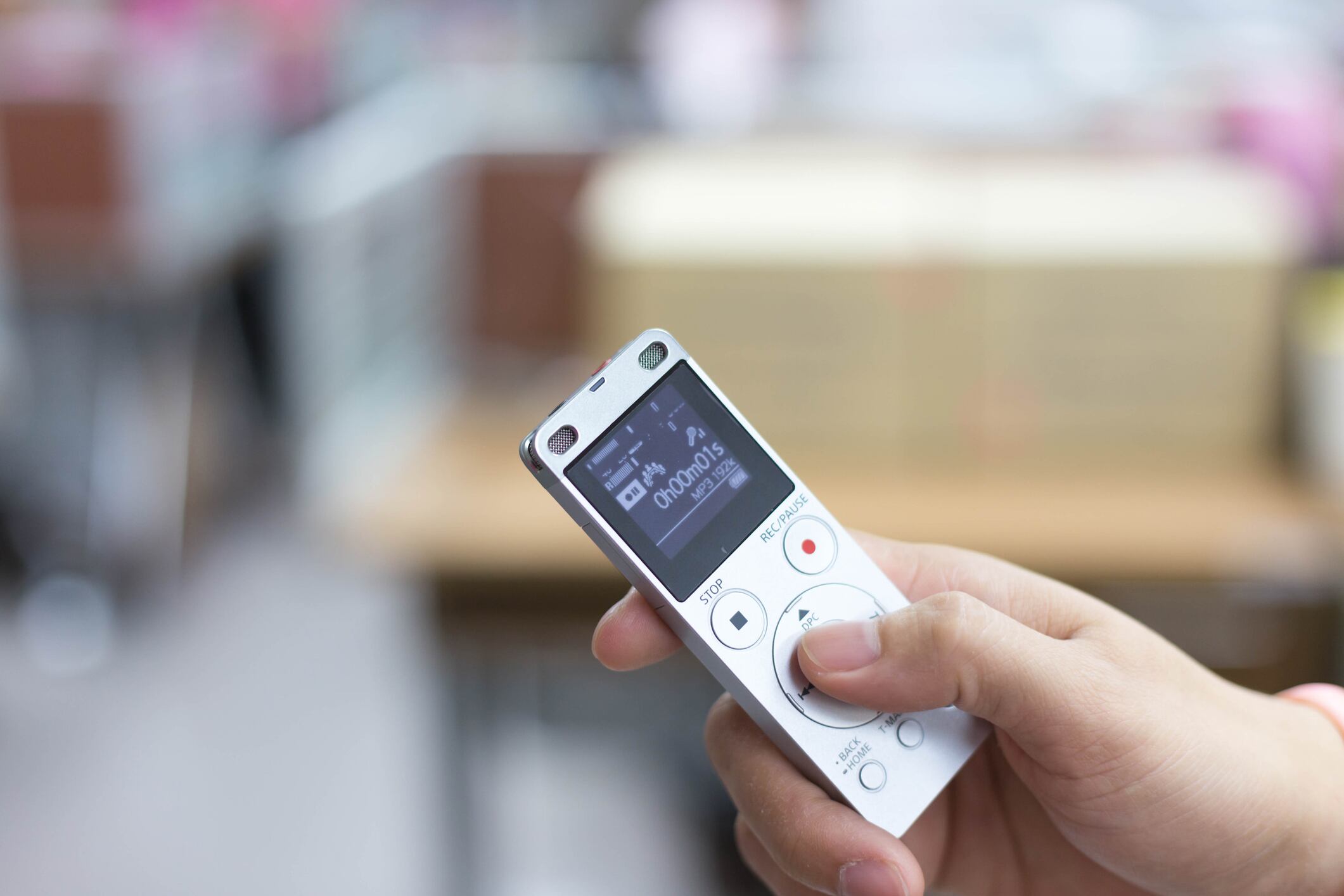 Publicamos transcripción literal: periodista español que entrevistó a canciller Rosa Villavicencio