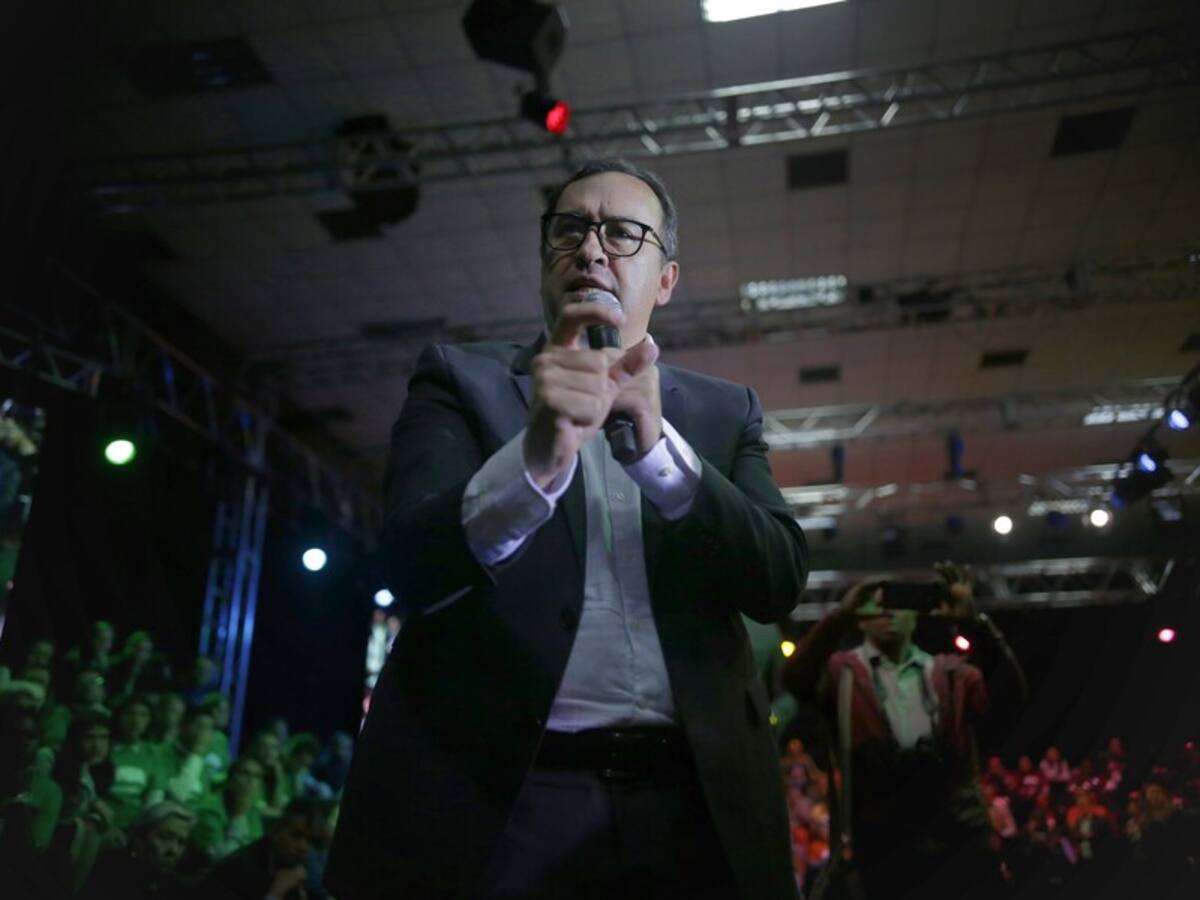 Alfonso Prada es el jefe de debate de Gustavo Petro