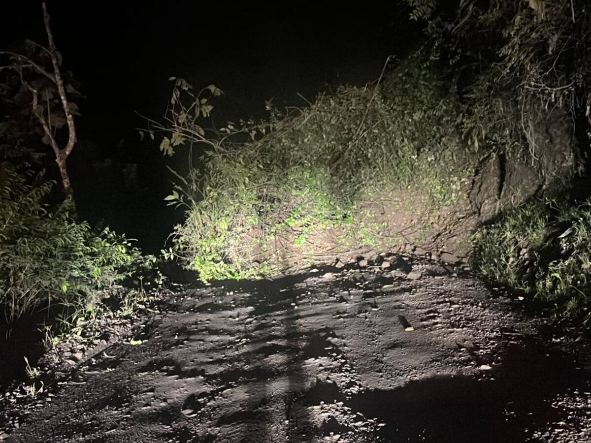 Por causa de las lluvias, un deslizamiento de tierra bloqueó la vía entre Risaralda y Chocó
