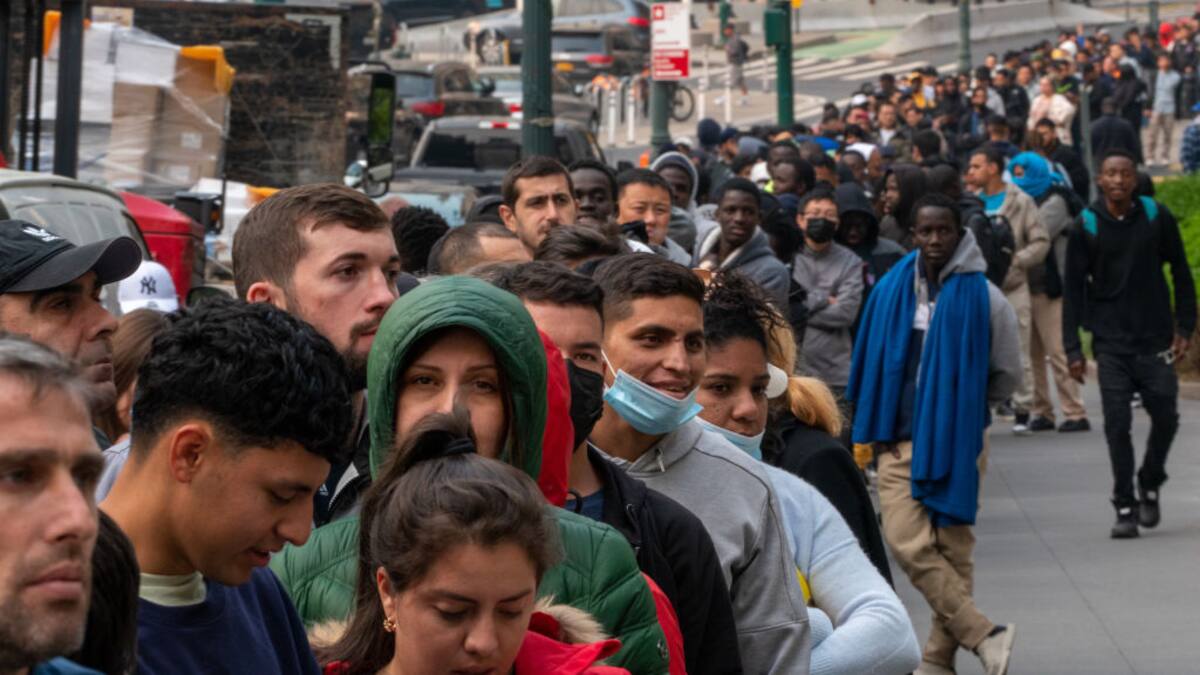 Gobierno Biden apelará decisión de Corte Federal para limitar asilo de migrantes en EE.UU.