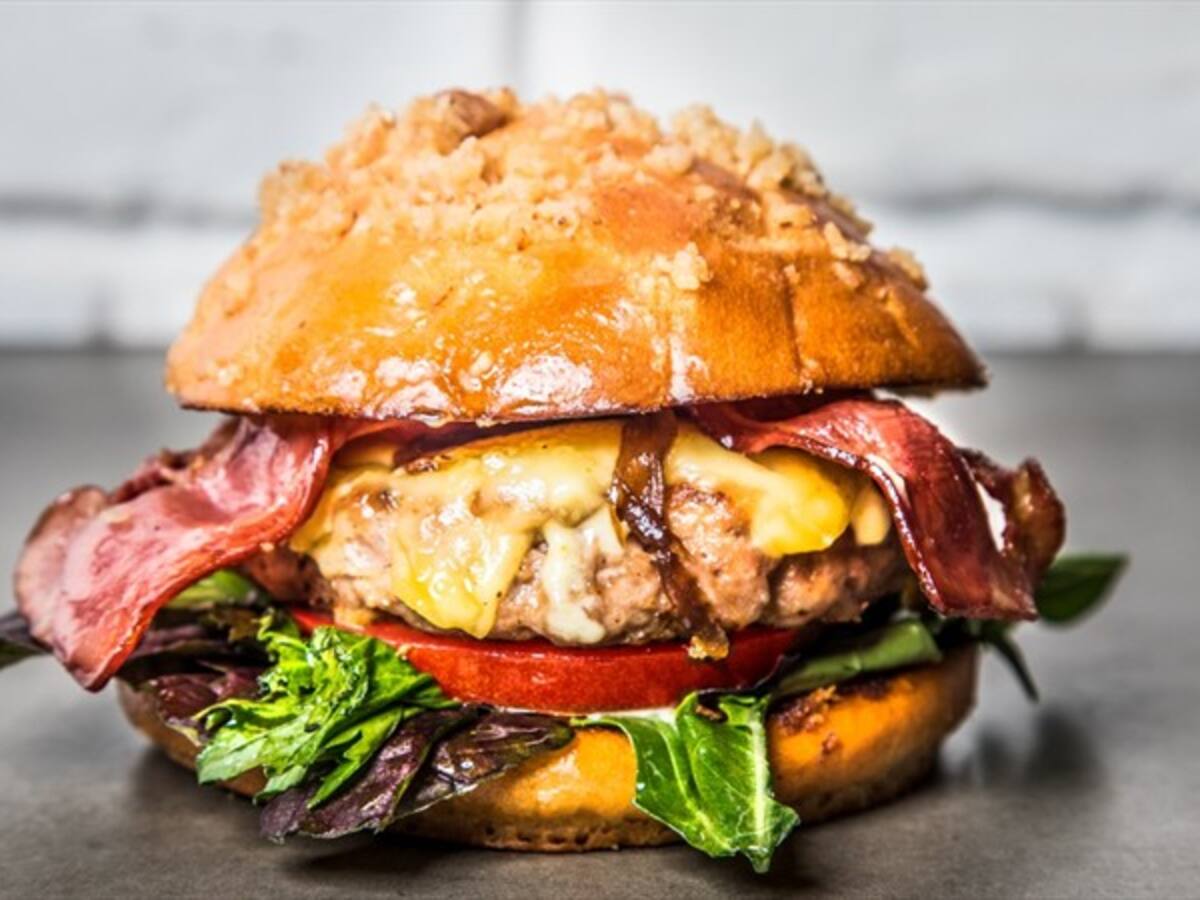 La hamburguesa más cerda del mundo ha llegado al Burger Master