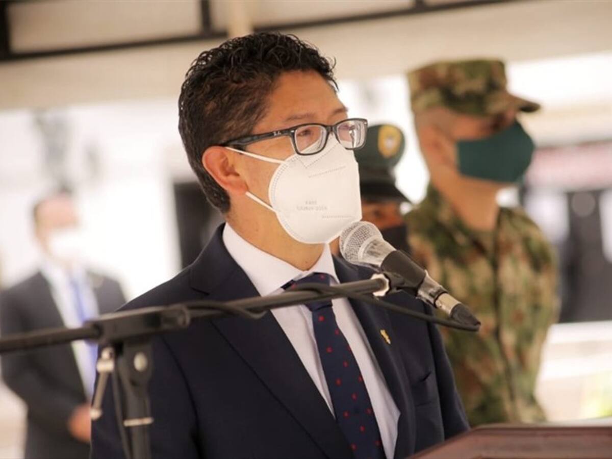 Barragán responde a cuestionamientos por supuesto contrato con financiador de campaña