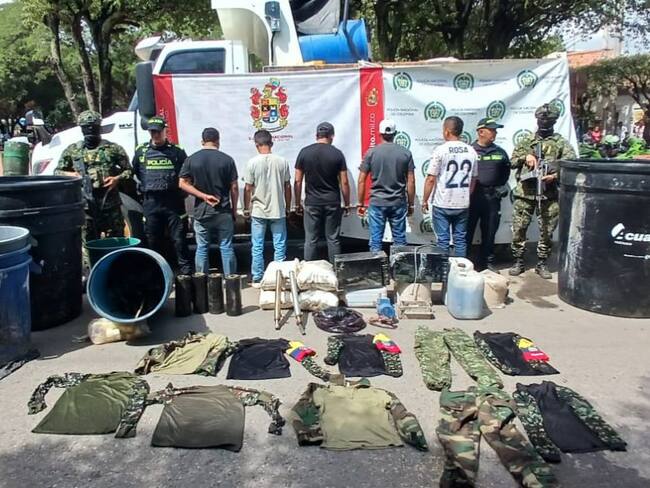 Capturados en flagrancia cinco presuntos integrantes de las Disidencias de las FARC. / Foto: Ejército Nacional.