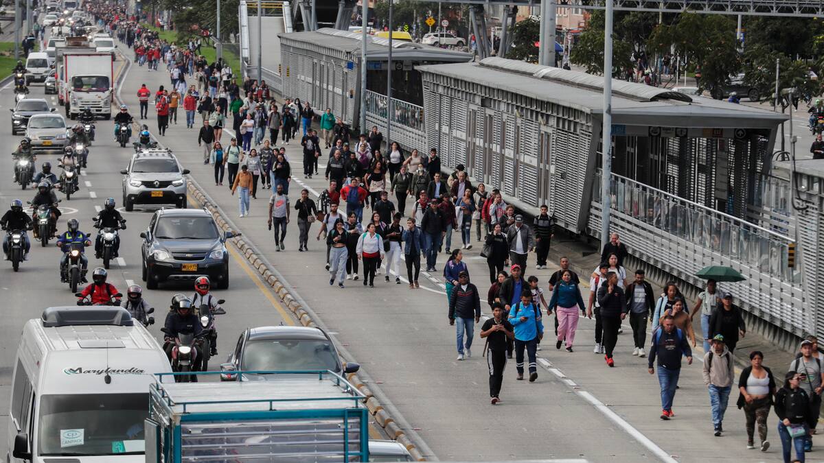 Al Oído: Un paro inútil en el que solo marcharon ciudadanos afectados por bloqueos
