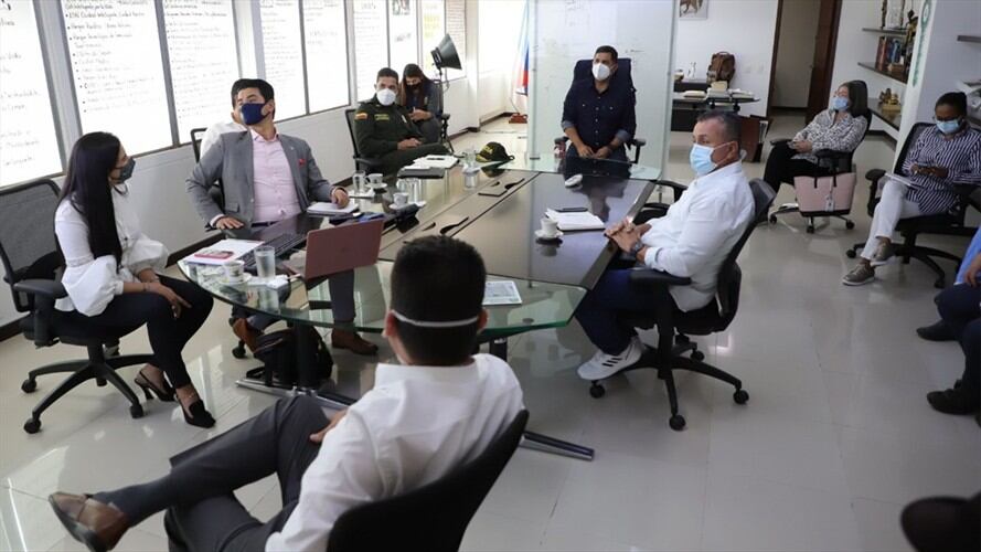 Se mantendrá el pico y cédula 'par e impar' para acceder a bancos, realizar compras o hacer el pagos de servicios. Foto: Alcaldía de Cali