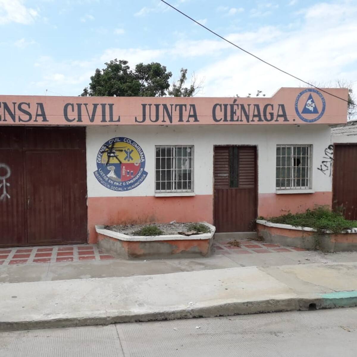 Sede de la Defensa Civil de Ciénaga se está cayendo a pedazos