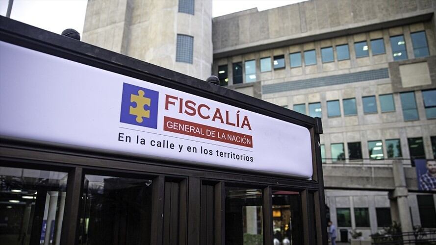 Inspección de la Fiscalía a la sede del Centro Democrático desata polémica en el Congreso. Foto: Colprensa