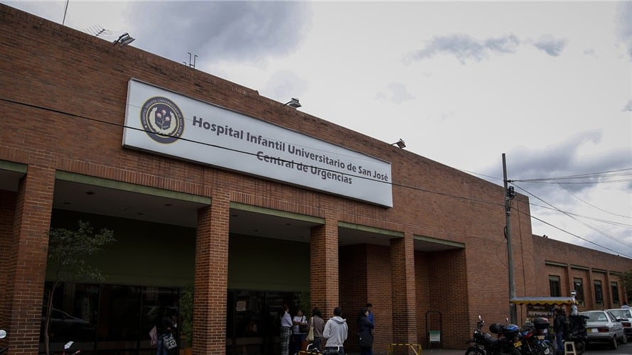 Cierrre de servicios a usuarios de Medimás por parte de Hospital San José. Foto: Colprensa