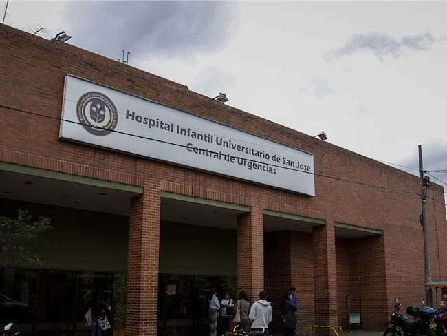 Cierrre de servicios a usuarios de Medimás por parte de Hospital San José. Foto: Colprensa