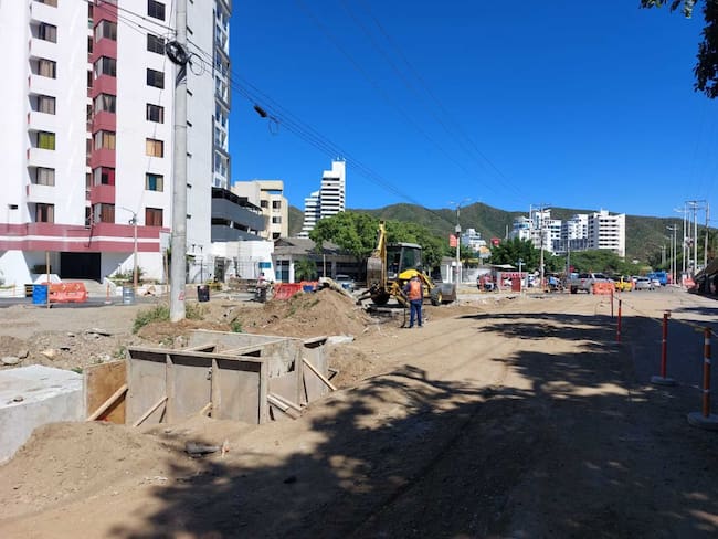 Obras en la rotonda de El Rodadero/ Gissell Campo