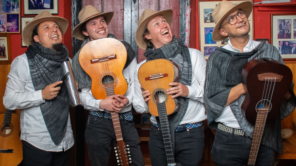 ENTREVISTA CARRANGOMELOS