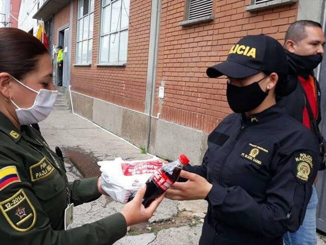Denuncian sobrecostos en la compra de pollo asado para el Esmad durante el paro nacional. Foto: Cortesía Karen Bohórquez