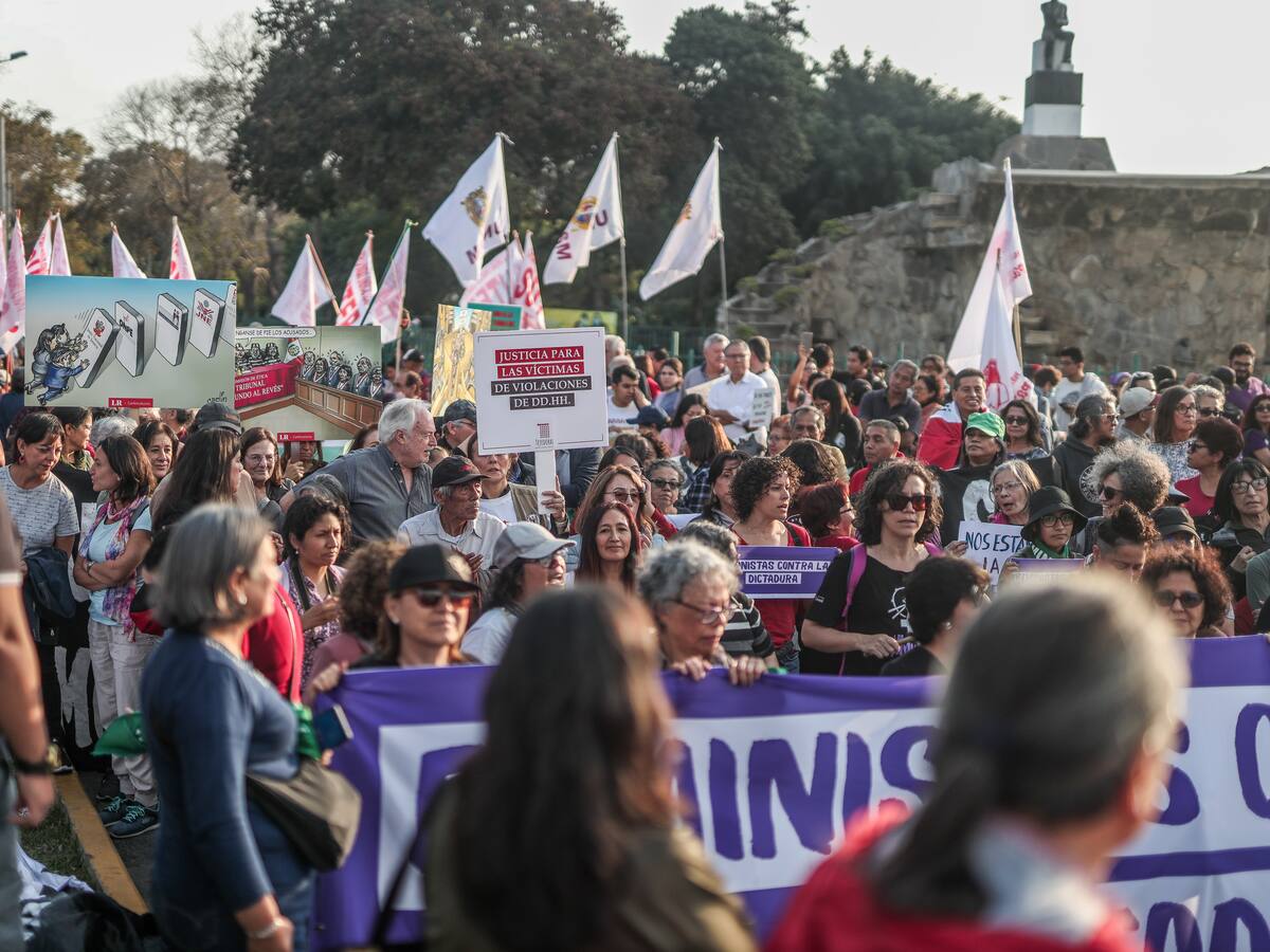 VIDEO: Colectivos salen a marchar en Lima en contra del Gobierno de Dina Boluarte