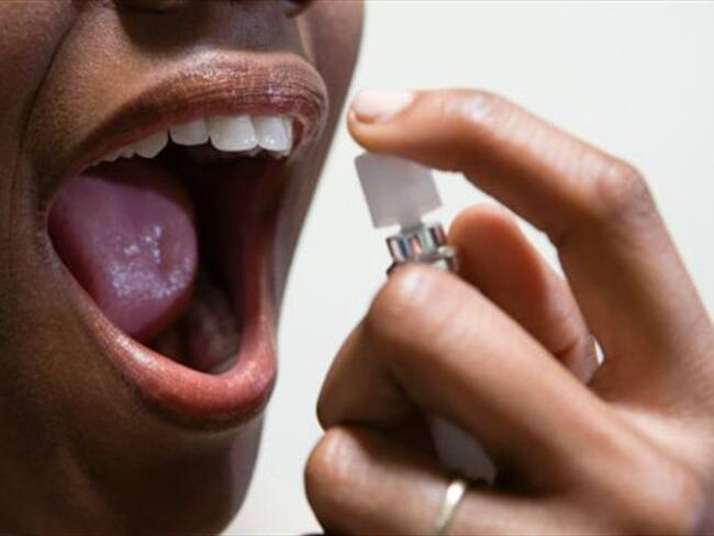 El mal aliento es un problema que preocupa a muchas personas. Foto: BBC Mundo