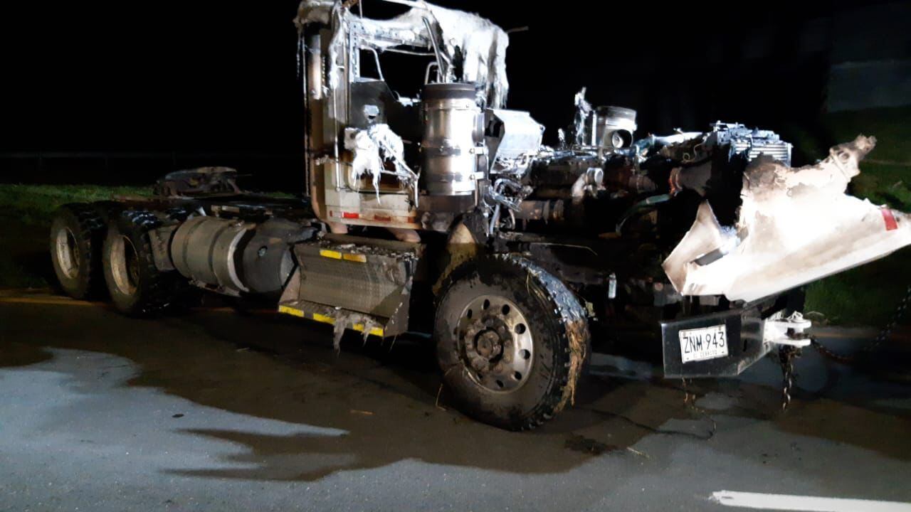 En el lugar de los hechos las autoridades hallaron una granada de fragmentación, la cual fue detonada de manera controlada por técnicos antiexplosivos. Foto: Policía Valle