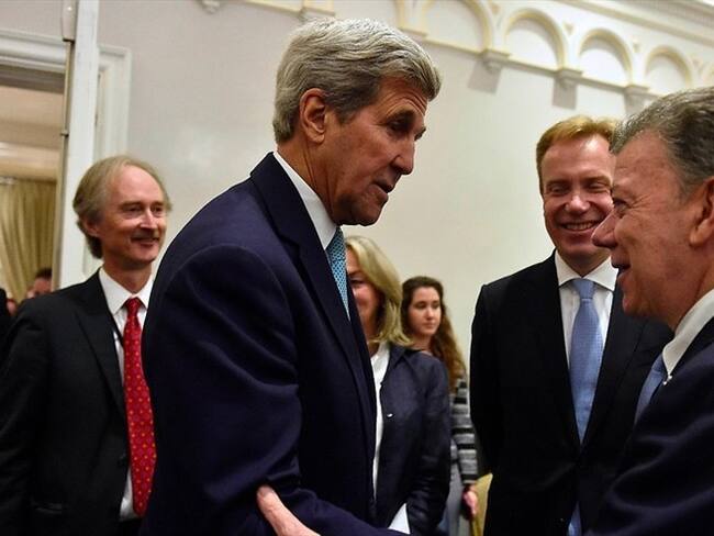 Estados Unidos y Noruega recibieron al presidente Juan Manuel Santos para entregarle las ayudas que recogieron para el desminado en Colombia. Foto: Colprensa - SIG