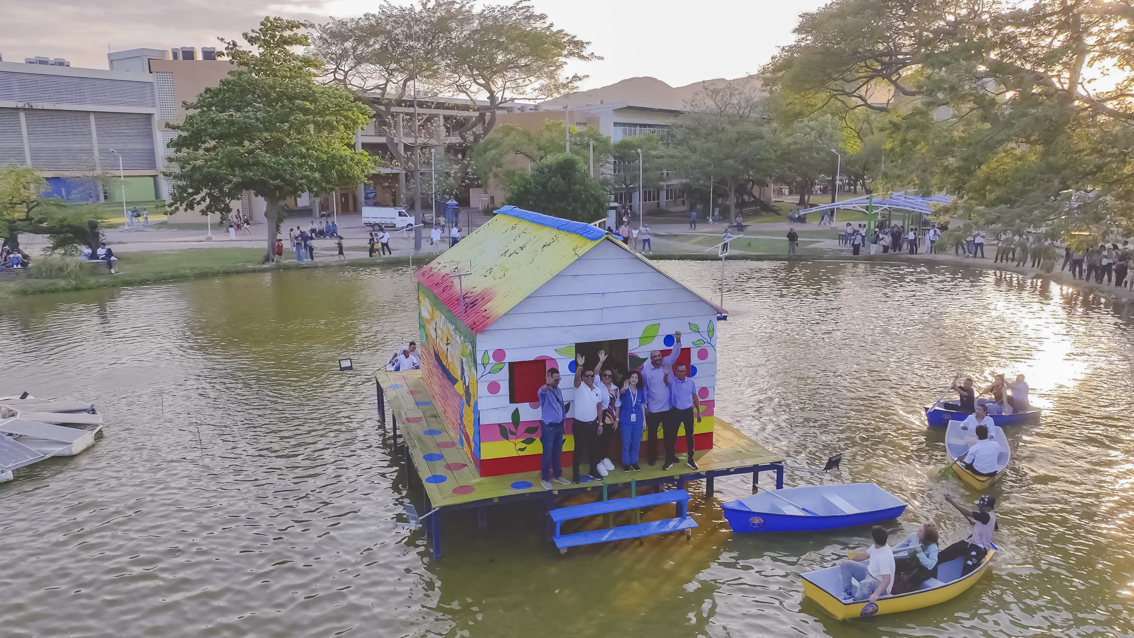 Aula Palafítica/ Universidad del Magdalena 