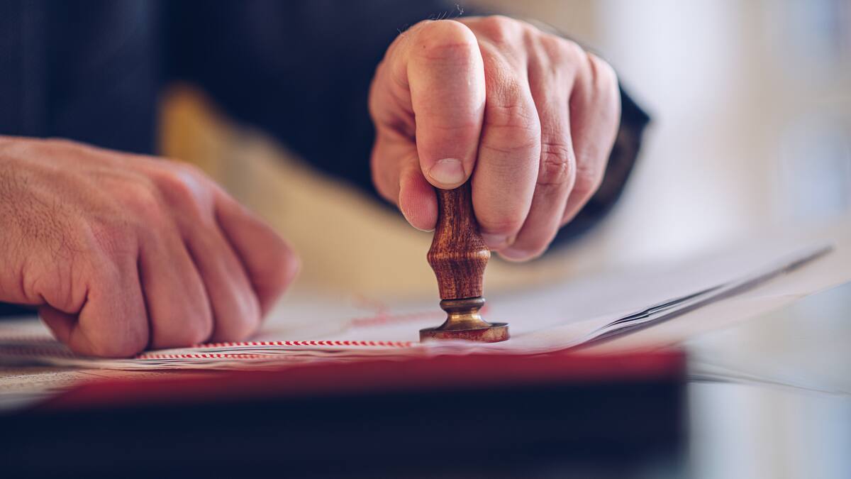 Cascada de nombramientos de notarios, ¿cuánto ganan y como se escogen?
