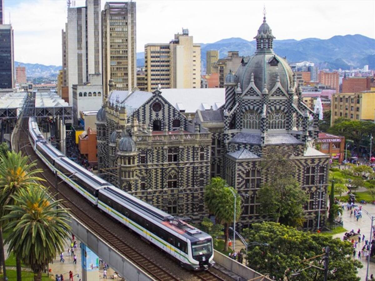 Medellín tendrá toque de queda el 24 y 31 de diciembre