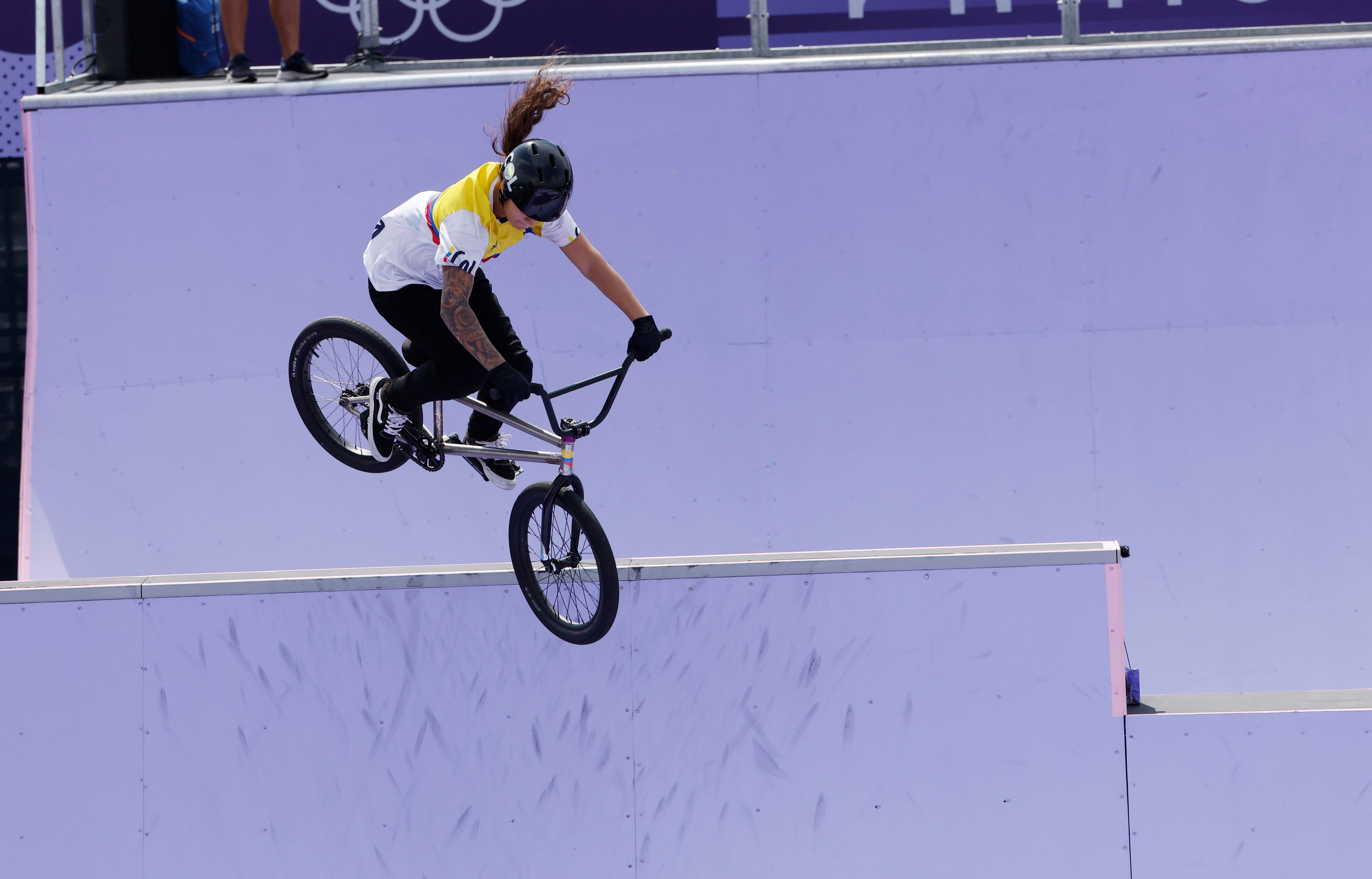 Queen Saray Villegas Serna. (Ciclismo, Francia, Concordia) EFE/EPA/YOAN VALAT