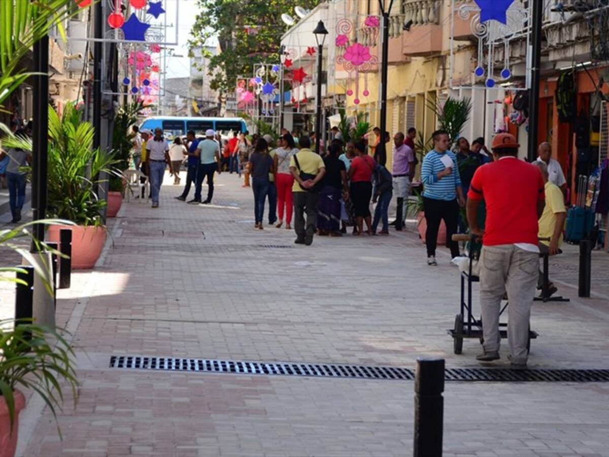 Corrigen error en el decreto que estipula confinamiento y cierre de playas en Santa Marta