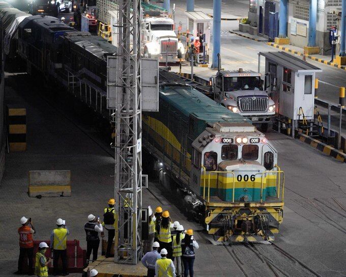 Llegada del tren a puerto de Santa Marta/ Federación Nacional de Cafeteros