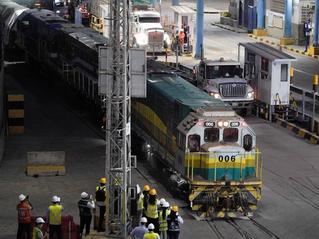 Llegada del tren a puerto de Santa Marta/ Federación Nacional de Cafeteros