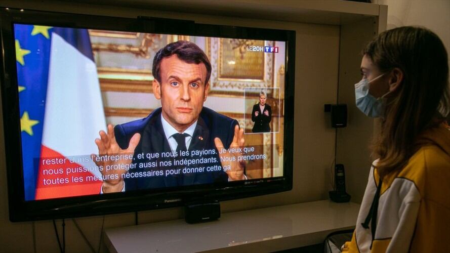 No obstante, el presidente anunció que "se mantendrá" la primera vuelta de las elecciones municipales, prevista este domingo. Foto: Getty Images