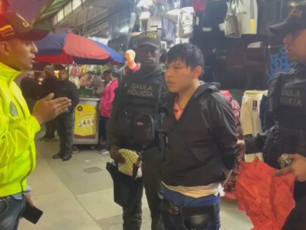 Capturan con una granada y panfletos a presunto extorsionista en Kennedy y Bosa