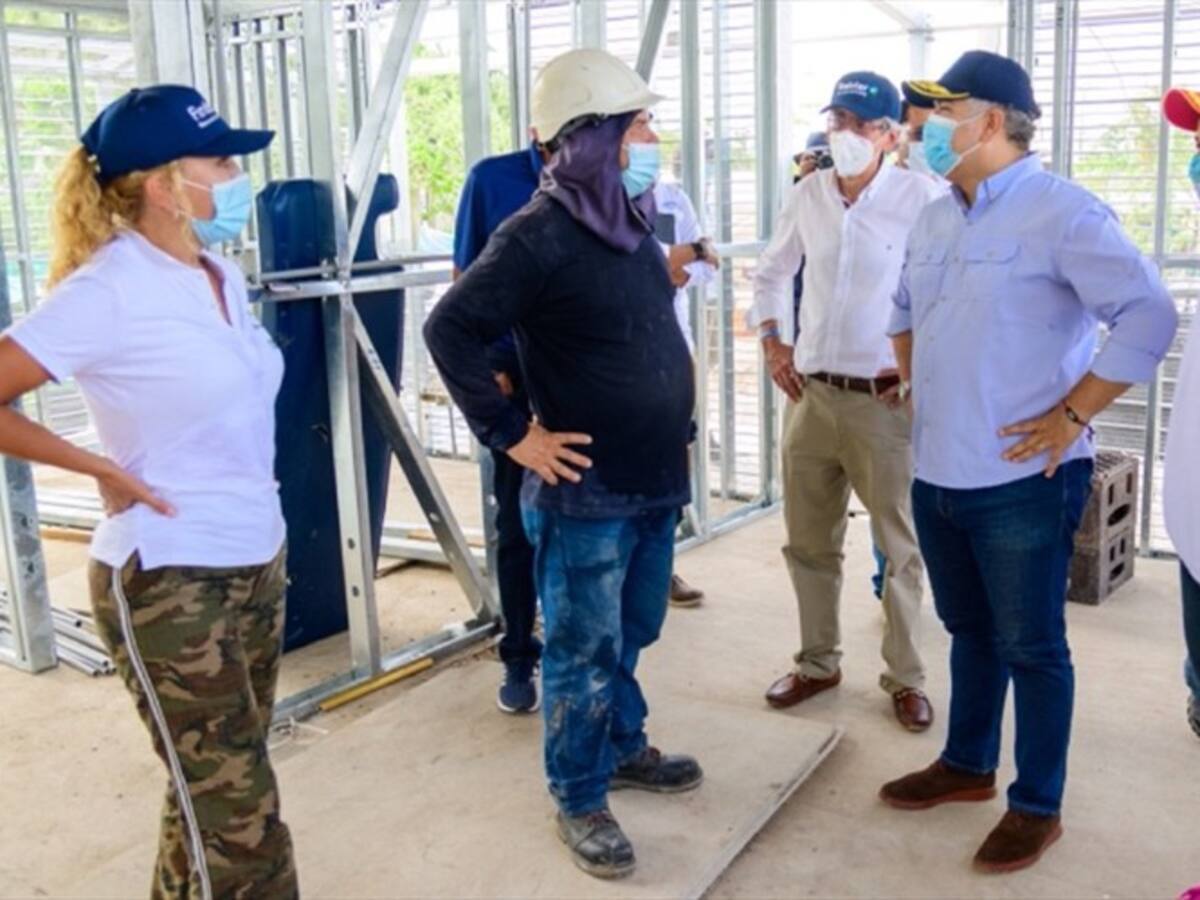 Duque espera que a finales de julio tengan las casas reparadas en Providencia