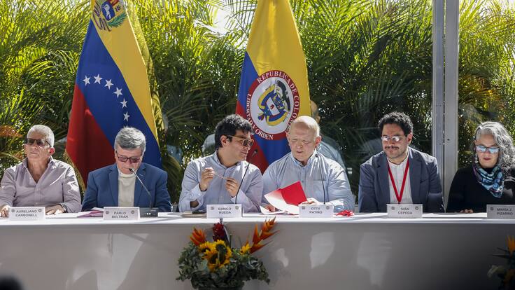 Iván Cepeda sobre diálogos con ELN: nadie plantea que se imponga un modelo económico