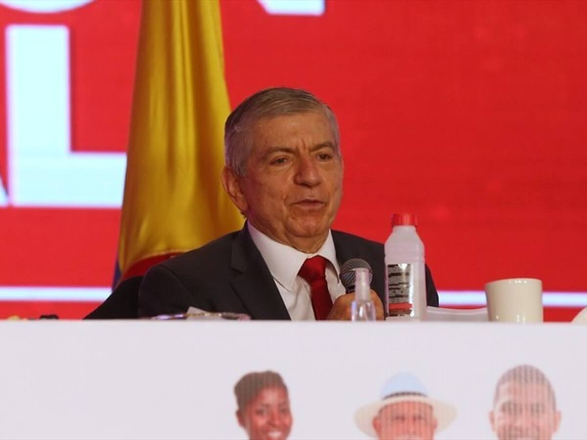 "Gobierno no quiere escuchar opiniones distintas": César Gaviria no irá a Comisión Asesora