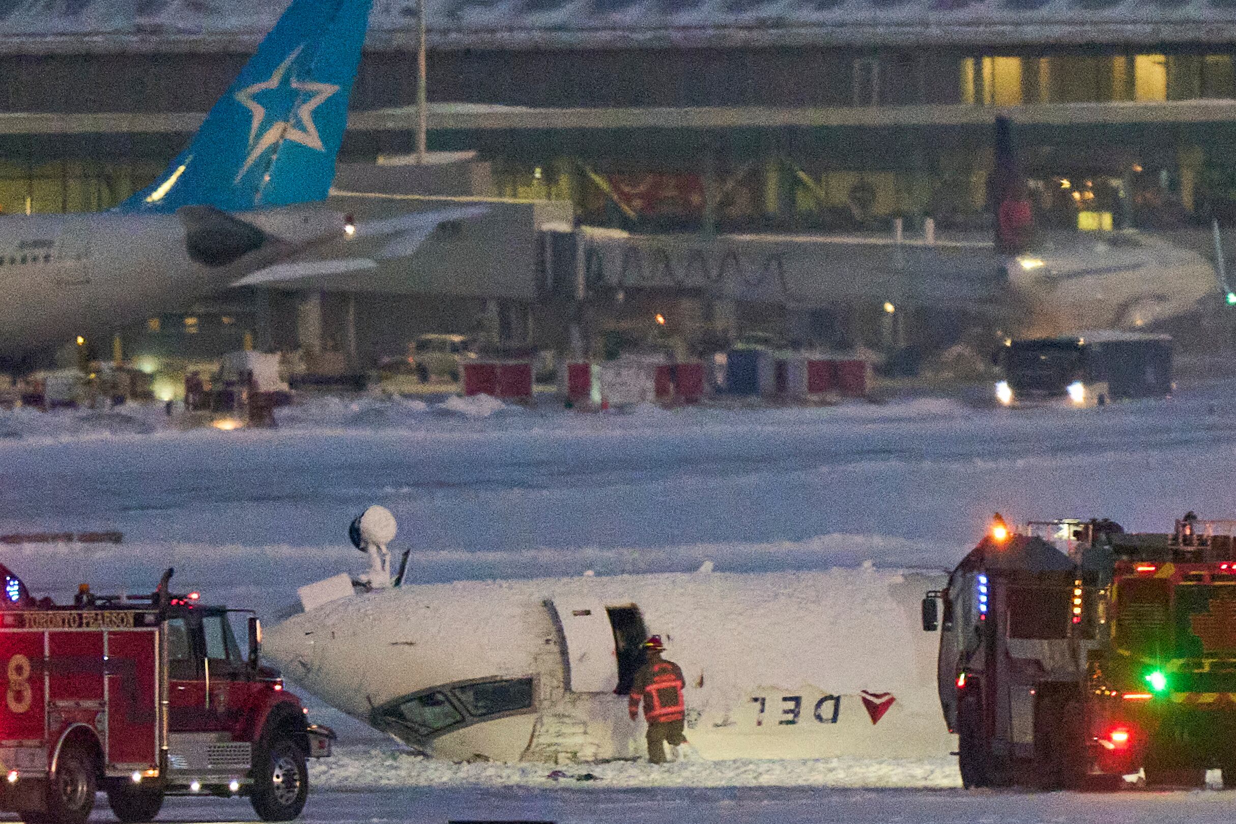 Accidente aereo en Toronto. FOTO: GEOFF ROBINS/AFP via Getty Images