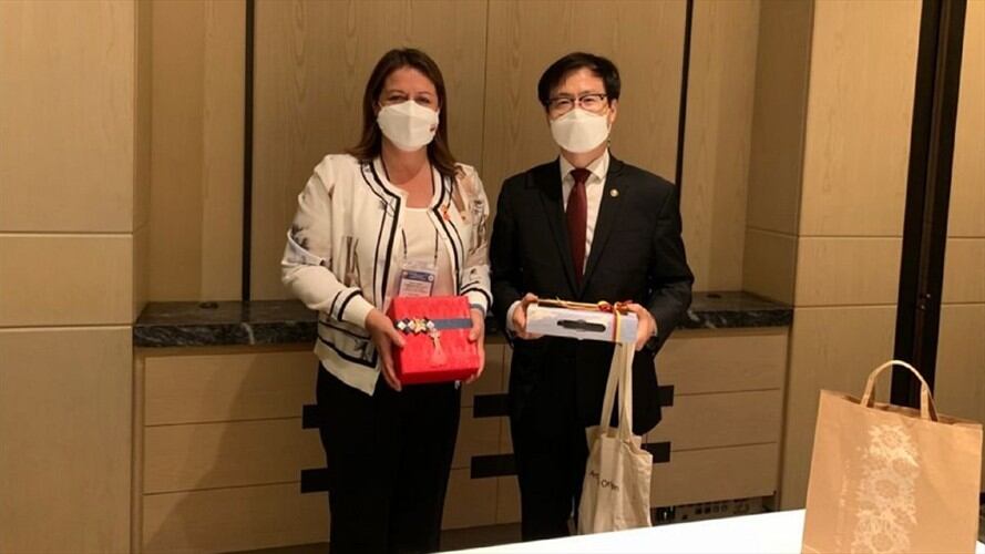 Ministra de Comercio, María Ximena Lombana, en su visita a Corea del Sur. Foto: Ministerio de Comercio