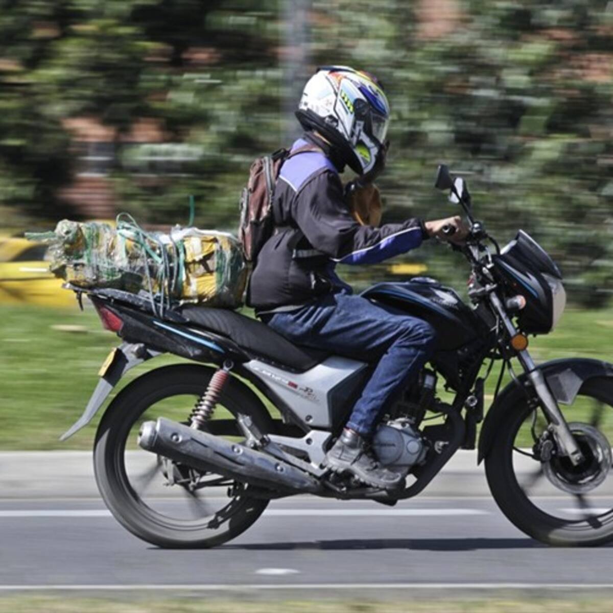 Queremos llegar a un acuerdo con el Gobierno: líder motero por aumento a la gasolina