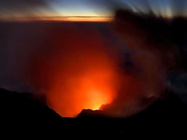 Un muerto por la erupción del volcán Stromboli en Italia. Foto: Getty Images
