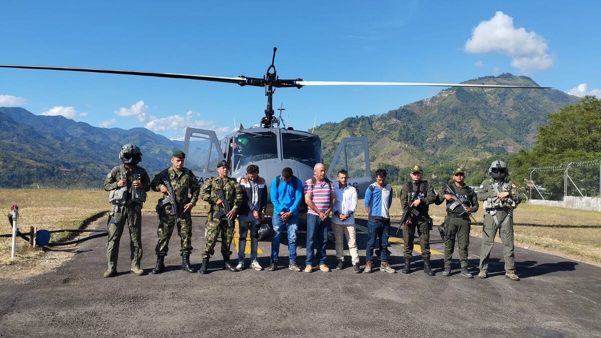 Capturan a cinco integrantes de las disidencias de las Farc en Tolima y Huila