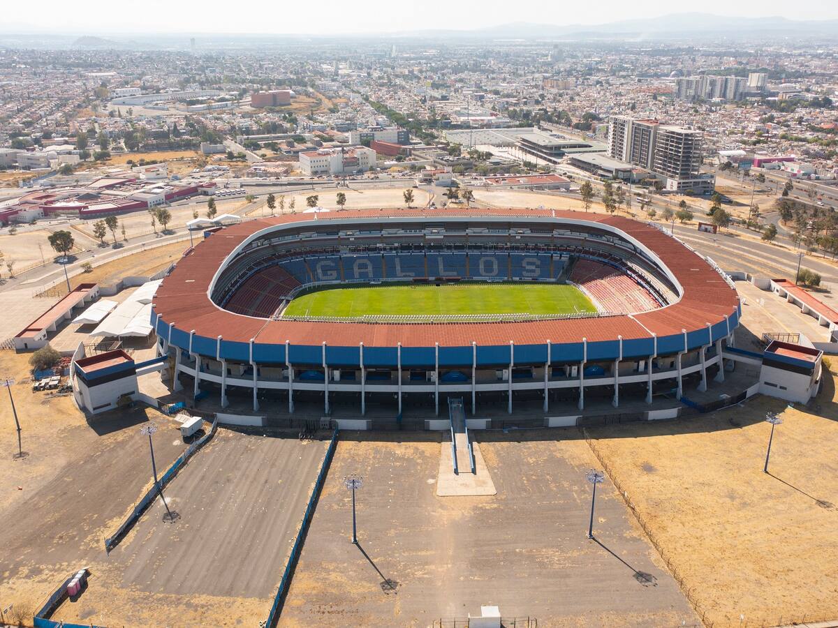 Querétaro, sancionado con un año de partidos como local a puerta cerrada