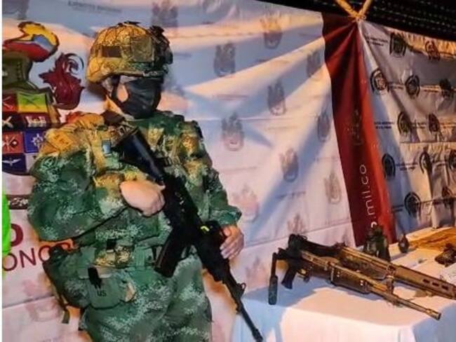 La operación ‘Trueno’ también dejó la incautación de abundante material de guerra, explosivos e intendencia. Crédito: Ejército Nacional.