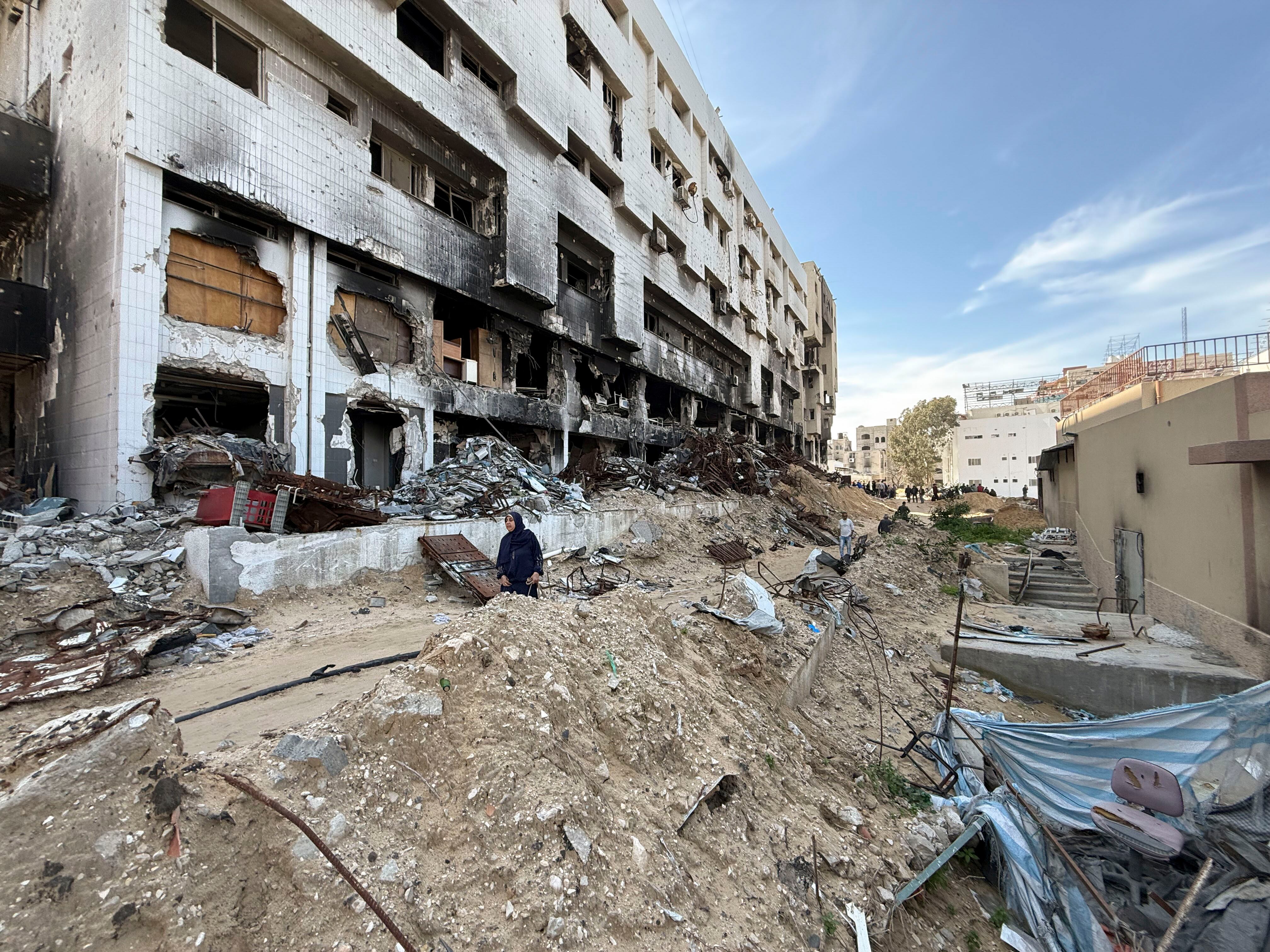 Ataque israelí a un hospital en Gaza. FOTO: EFE/Ahmad Awad