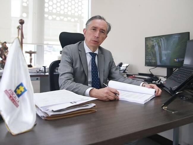 Víctimas denunciarán al fiscal Gabriel Jaimes por el caso contra el expresidente Uribe. Foto: Colprensa