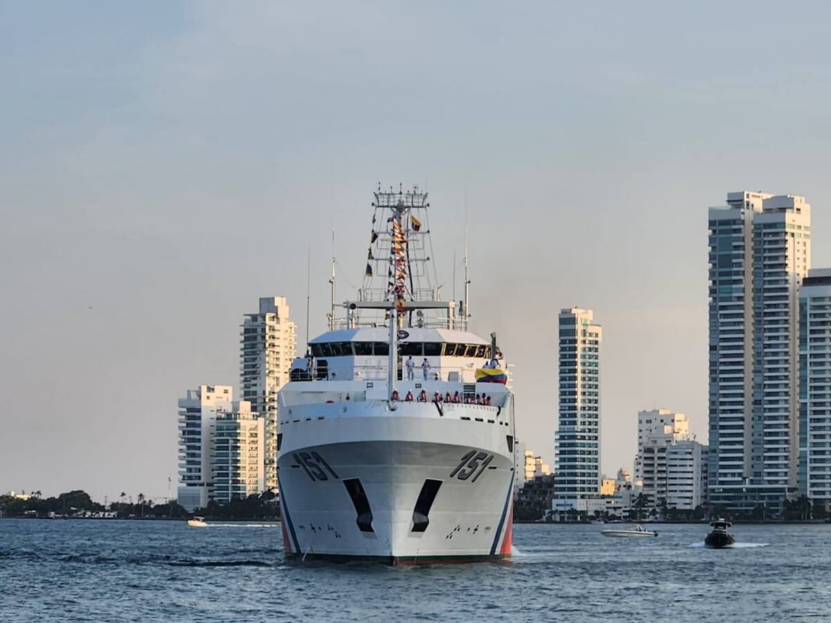 Llegó a Cartagena el buque ARC Simón Bolívar tras misión internacional en la Antártida