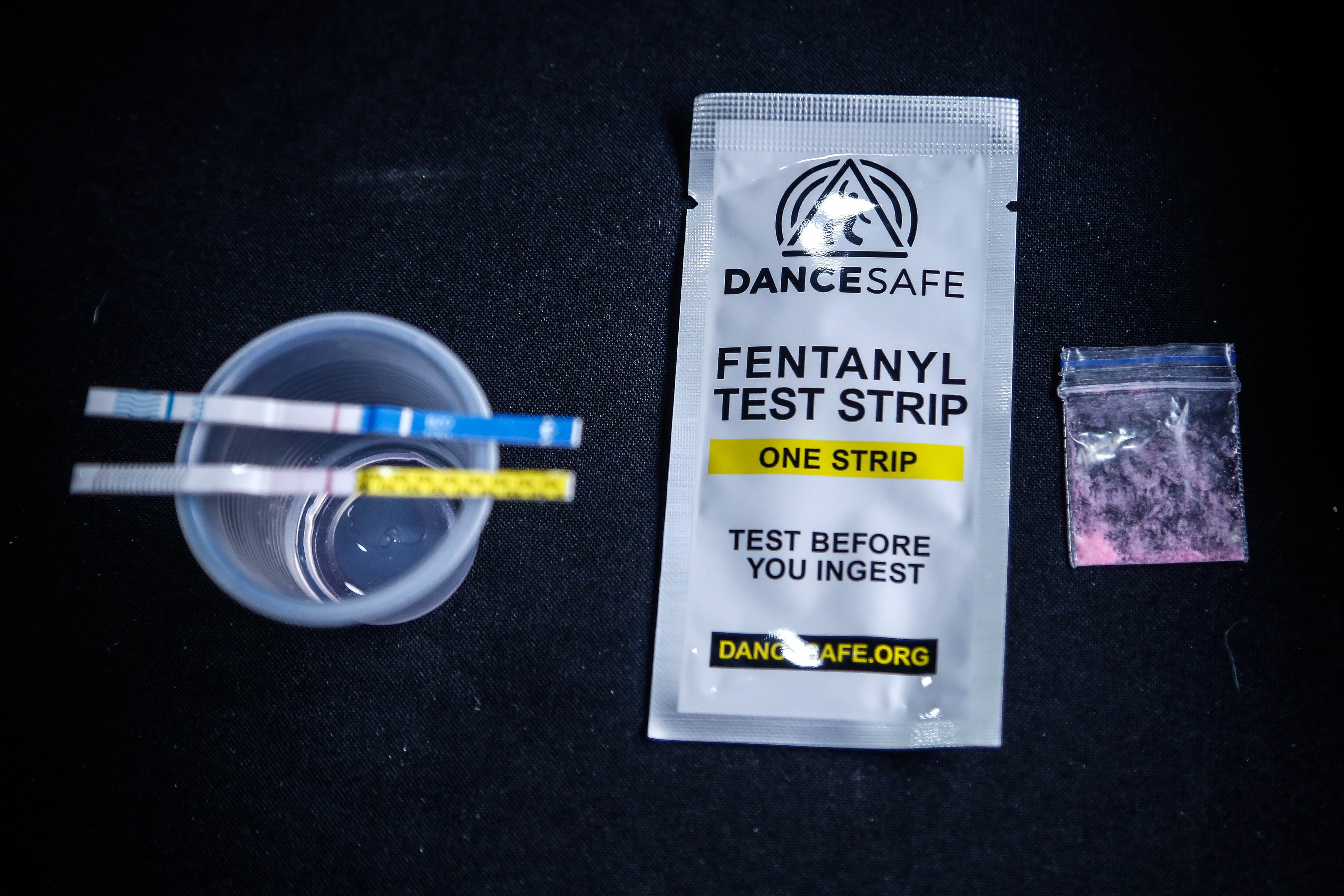 Bogotá. Septiembre 8 de 2023. Foto 11: Pruebas de reactivos para el fentanilo donadas a Échele Cabeza por organizaciones estadounidenses dedicadas a la prevención y mitigación del daño y del riesgo asociado al consumo de drogas. Colprensa