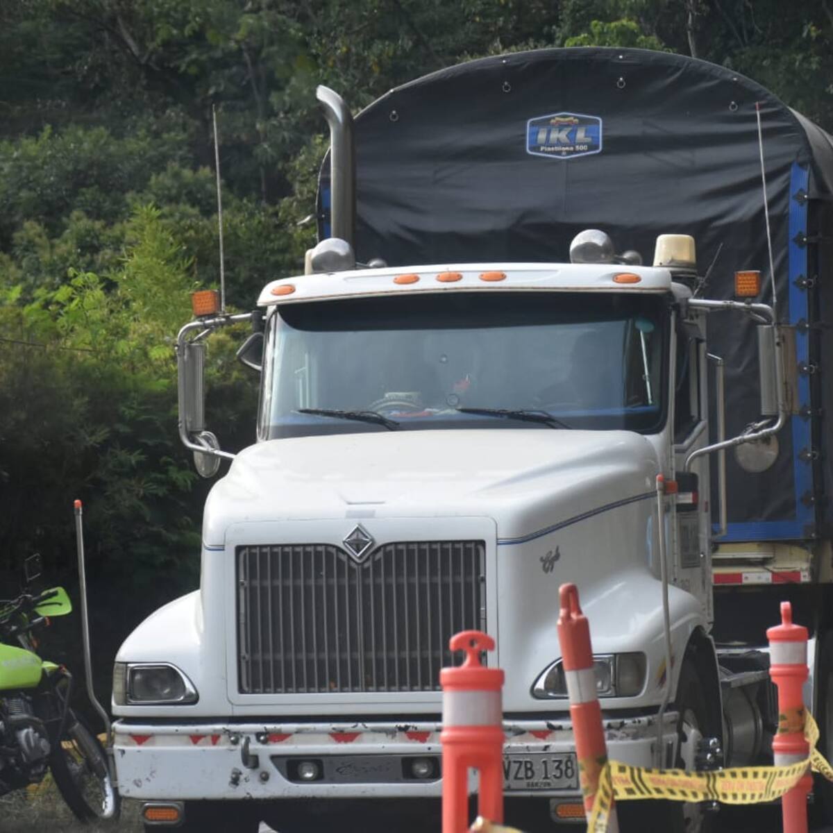 No podemos tanquear porque nos saquean: camioneros sobre bloqueos en Antioquia
