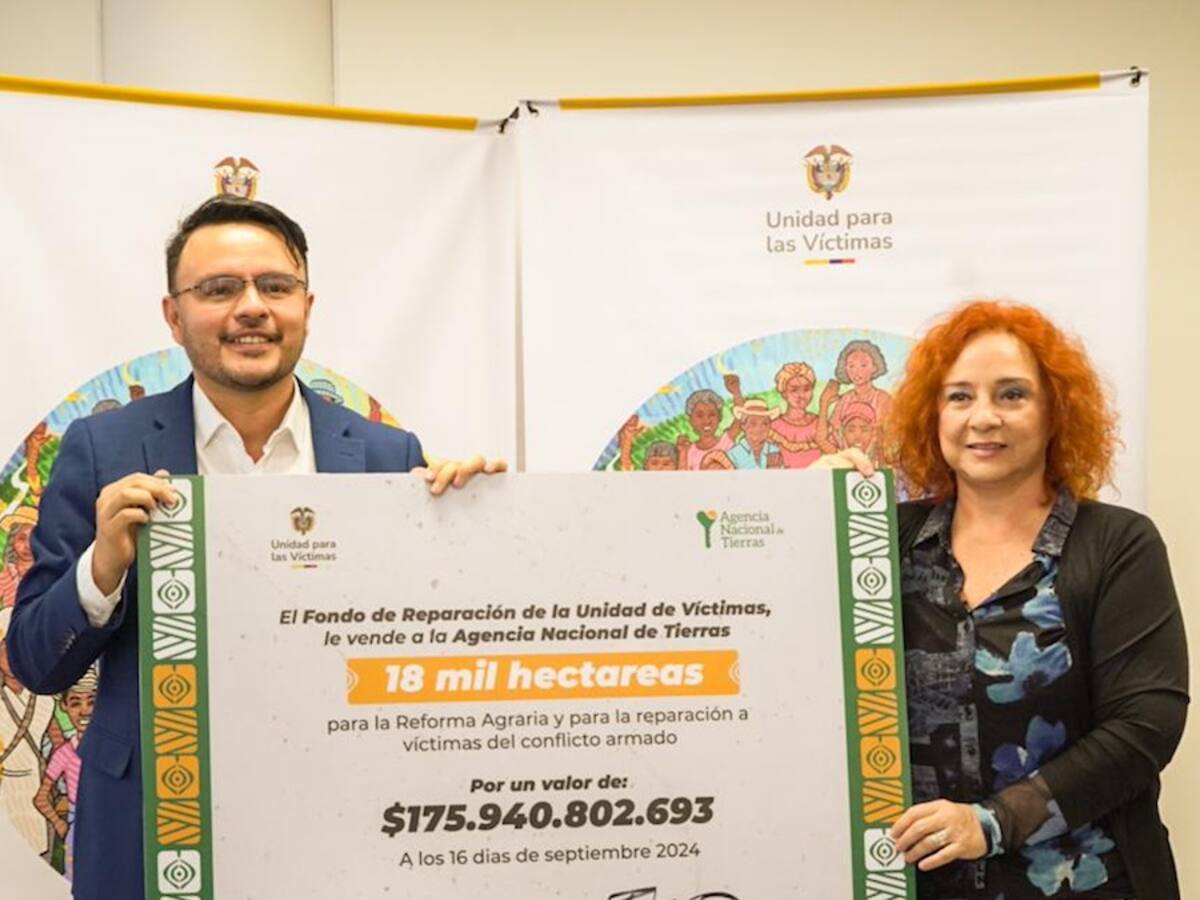 Entregarán 18.000 hectáreas para reparar a víctimas del paramilitarismo en Colombia